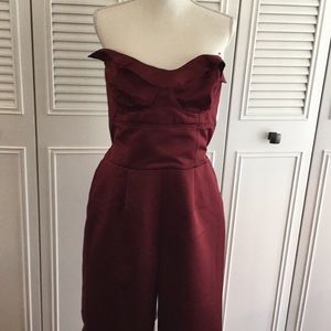 One piece strapless jumpsuit with pockets